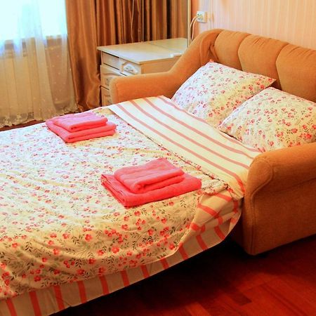 Apartment Near Metro Akademgorodok Kiev Eksteriør bilde