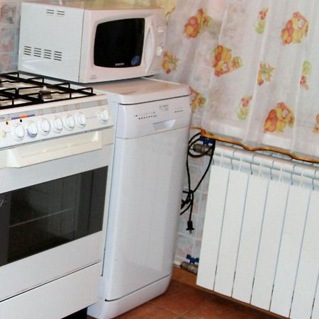 Apartment Near Metro Akademgorodok Kiev Eksteriør bilde