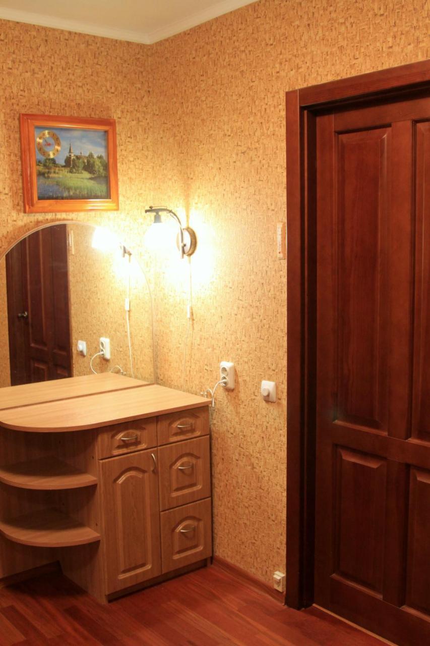 Apartment Near Metro Akademgorodok Kiev Eksteriør bilde